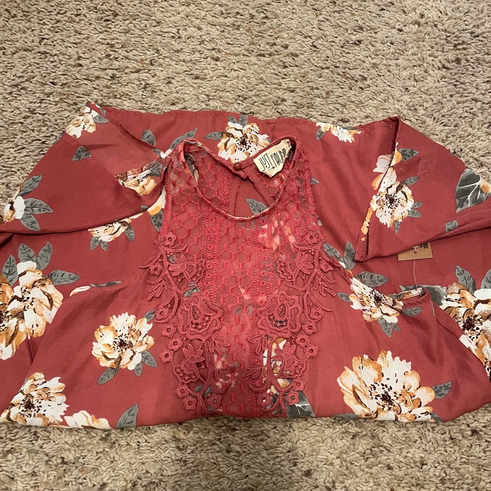Floral Lace Detail Top